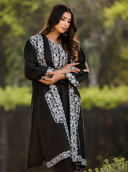 Noir Nouveau Black linen three-piece set